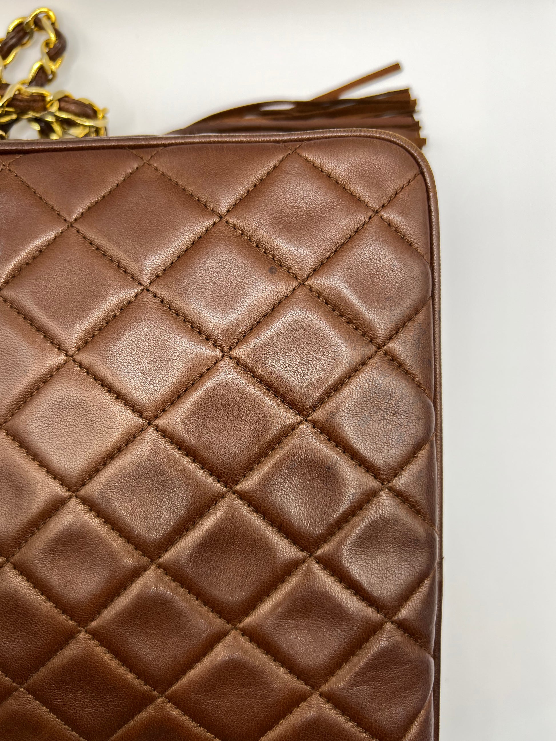 CHANEL Pre-Owned Half Moon Quilted Clutch - Farfetch